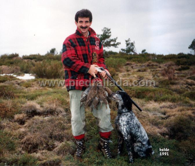 1991Tula_b.jpg - Un buen dia de perdices pardas con Tula en el invierno de 1991