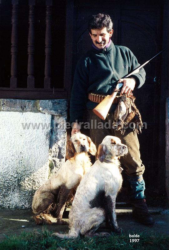 1997eliaypeca.jpg - Con Peca y Elia de Mendi-Añezkar a las arceas en el año 1997